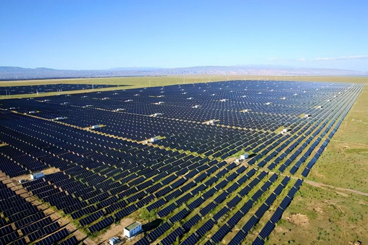 中國的光伏發電有多少年了，中國最大的光伏發電基地